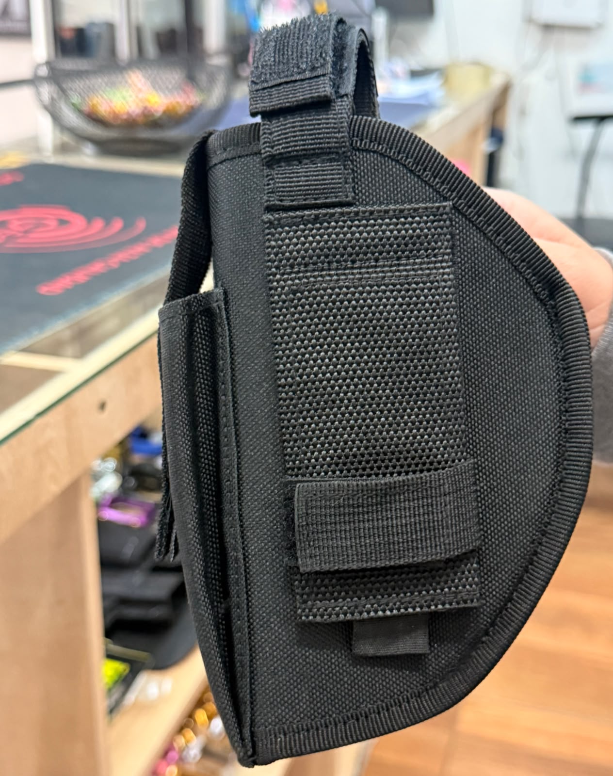 FUNDA UNIVERSAL CON PORTA TOLVA NYLON NEGRA